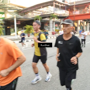 Runner Photo 4641315