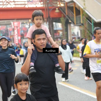 Runner Photo 4641364