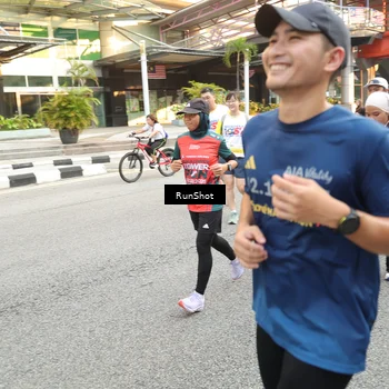 Runner Photo 4641665
