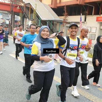 Runner Photo 4641740