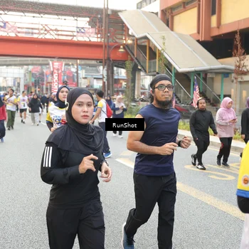 Runner Photo 4642336