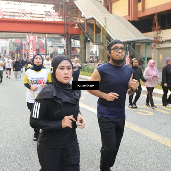 Runner Photo 4642350