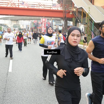 Runner Photo 4642396