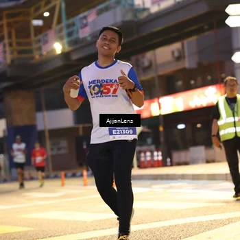 Runner Photo 4642800