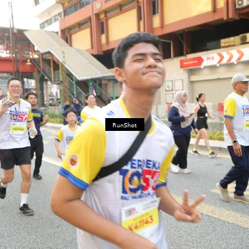 Runner Photo 4642972