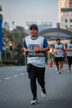 Runner Photo 4643076