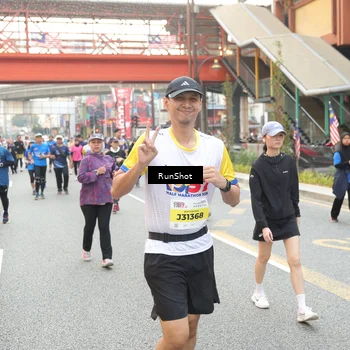 Runner Photo 4643347
