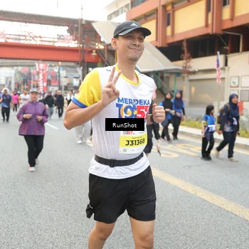 Runner Photo 4643404