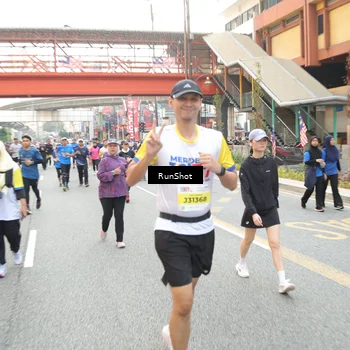 Runner Photo 4643525