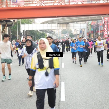 Runner Photo 4643653