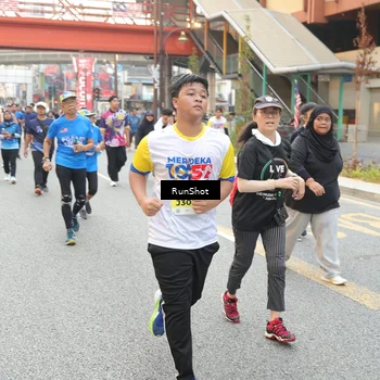 Runner Photo 4643718