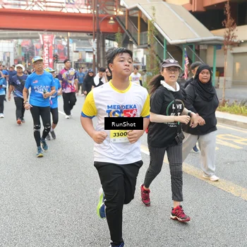 Runner Photo 4643794