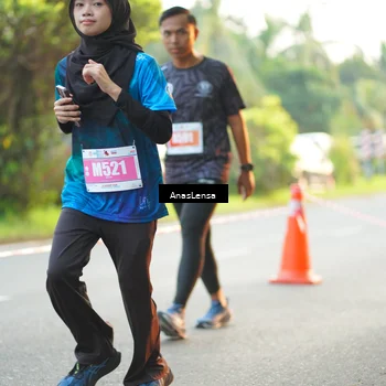 Runner Photo 4643800