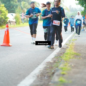 Runner Photo 4643819