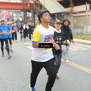 Runner Photo 4643834