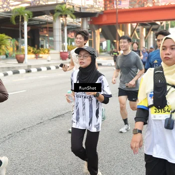 Runner Photo 4643886