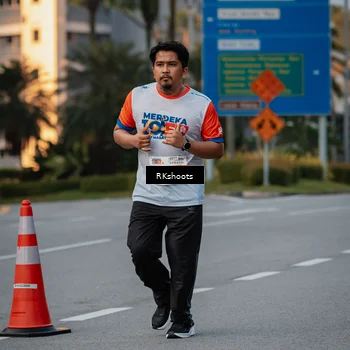 Runner Photo 4643998