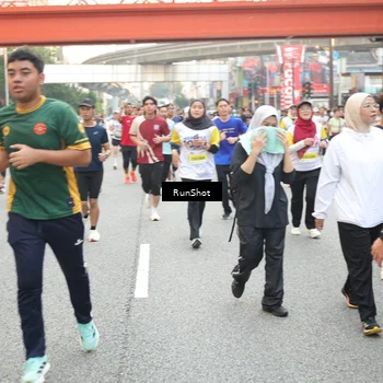 Runner Photo 4645260