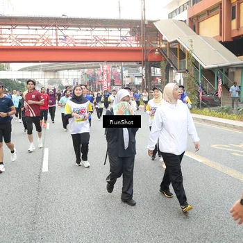 Runner Photo 4645351