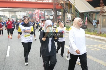 Runner Photo 4645360