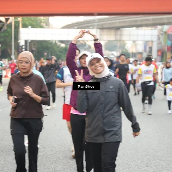 Runner Photo 4645672