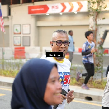 Runner Photo 4645878