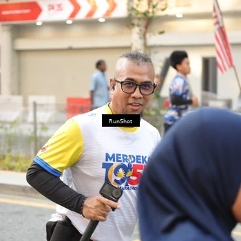 Runner Photo 4645896