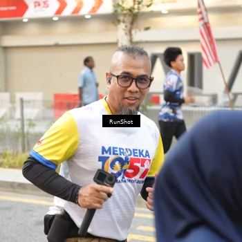 Runner Photo 4645916