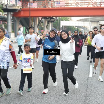 Runner Photo 4646404