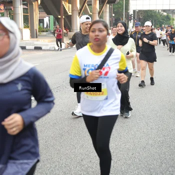 Runner Photo 4646743