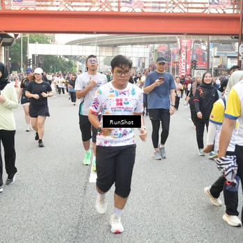 Runner Photo 4646781