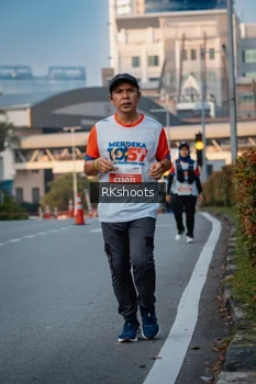 Runner Photo 4647067