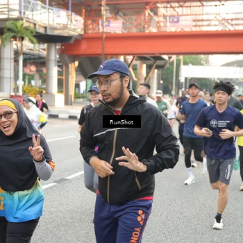 Runner Photo 4647674