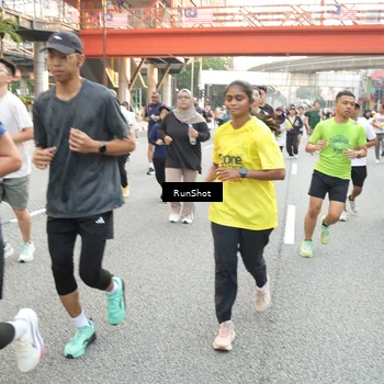 Runner Photo 4647915