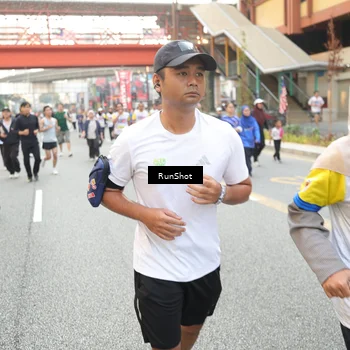 Runner Photo 4648201