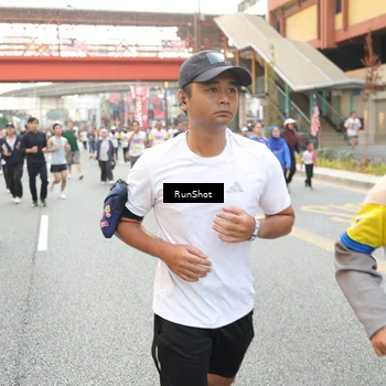 Runner Photo 4648208