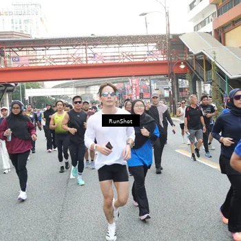 Runner Photo 4648215