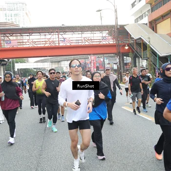 Runner Photo 4648240