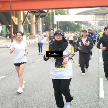Runner Photo 4648260