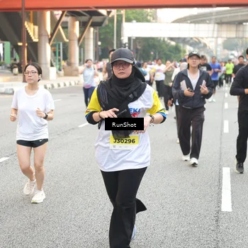 Runner Photo 4648275