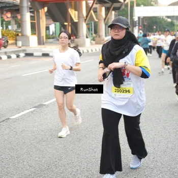 Runner Photo 4648304