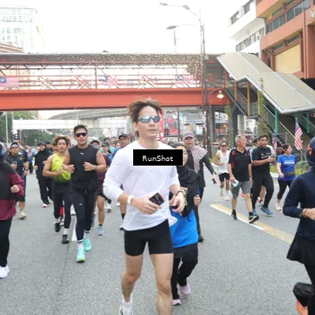 Runner Photo 4648374