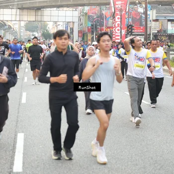 Runner Photo 4648376