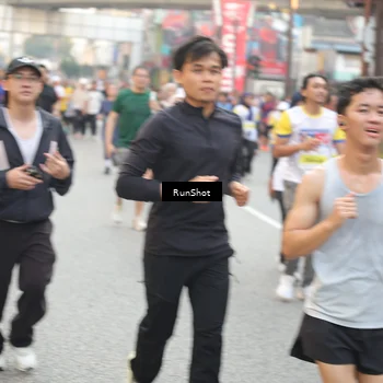 Runner Photo 4648419