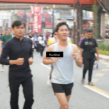Runner Photo 4648431