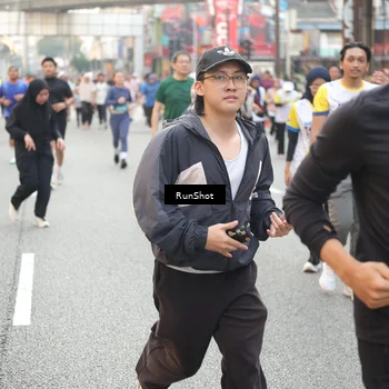 Runner Photo 4648497