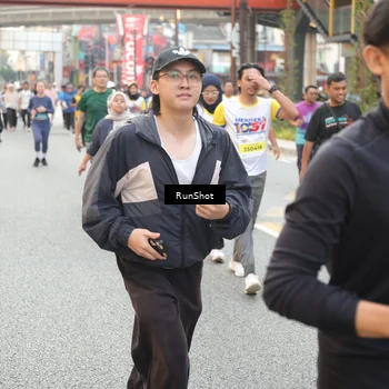 Runner Photo 4648517
