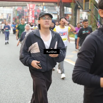 Runner Photo 4648550