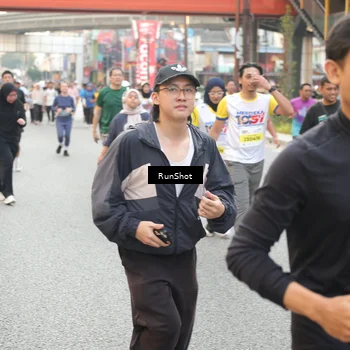 Runner Photo 4648587