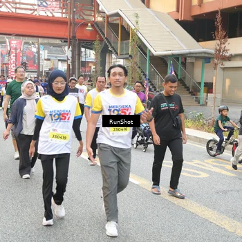 Runner Photo 4648639